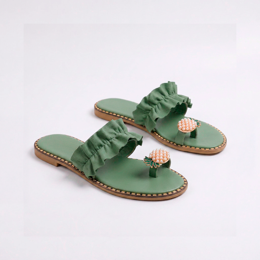 Pearl Bloom Slippers